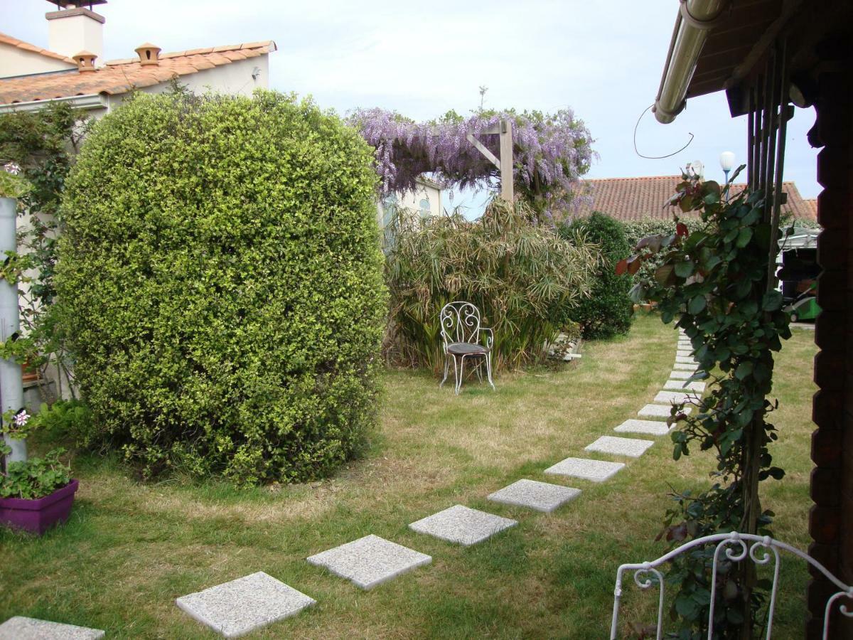 Apartment A Pied Vrai Lit Linge Fourni Jardin